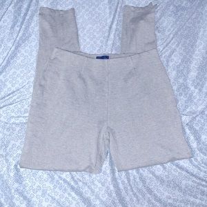 Small grey legging pants